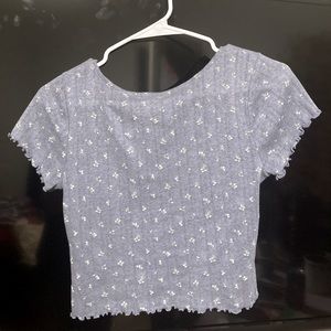 Brand:Arizona jean co., size:medium , color:blue with green and white flowers :)